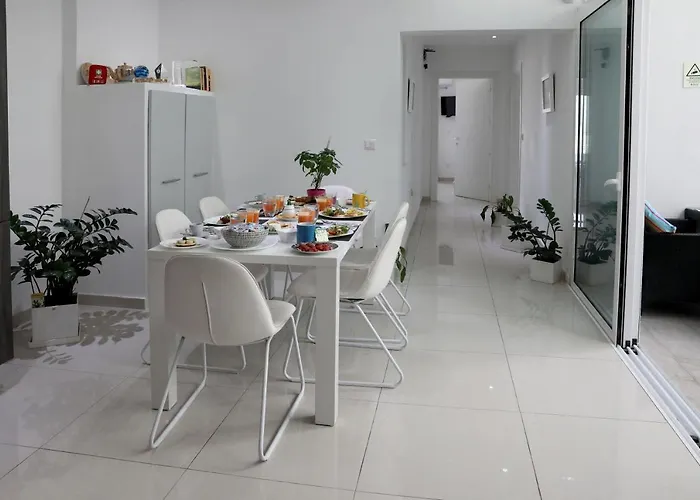 Escape To St Julians San Julián