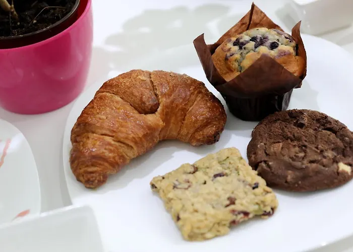 Escape To St Julians Bed and breakfast 4*