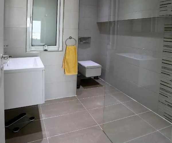 Escape To St Julians 4* San Julián