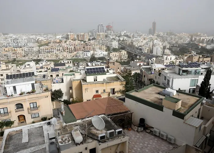 Escape To St Julians Bed and breakfast