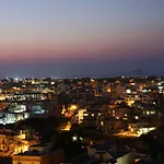 Escape To St Julians Bed and Breakfast 4*