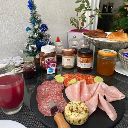 Escape To St Julians Bed & Breakfast