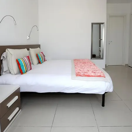 Bed & Breakfast Escape To St Julians