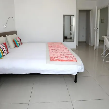 فندق مبيت وإفطار Escape To St Julians