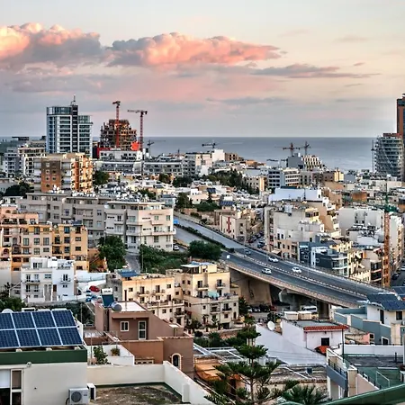לינה וארוחת בוקר Escape To St Julians