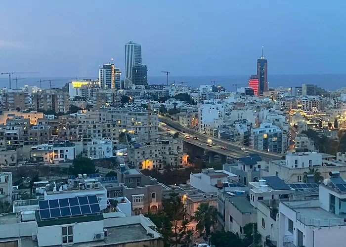 B&B Escape To St Julians 4*