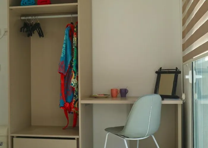 B&B Escape To St Julians 4*