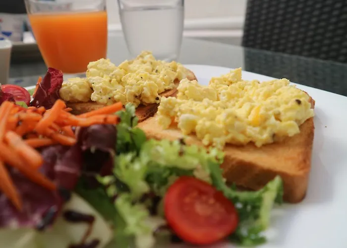 Escape To St Julians 4* St. Julian's