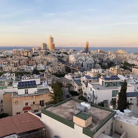 Escape To St Julians 4* San Ġiljan