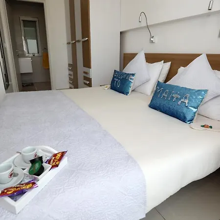 Bed & Breakfast Escape To St Julians 4*