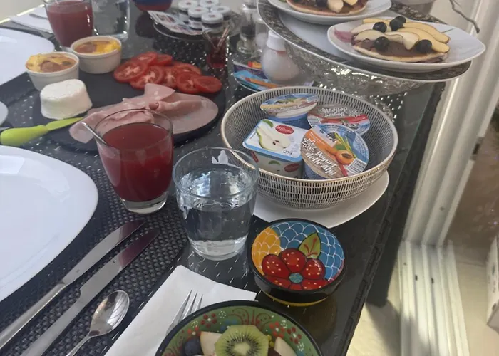 לינה וארוחת בוקר Escape To St Julians Saint Julian's