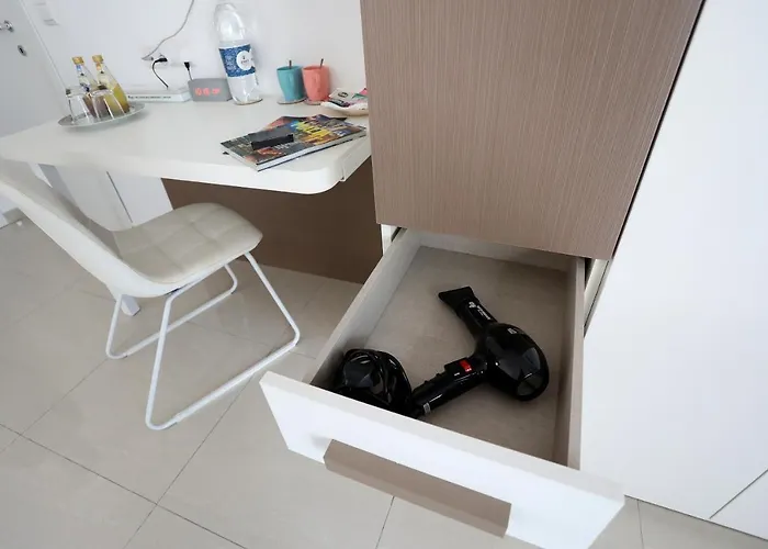 Escape To St Julians